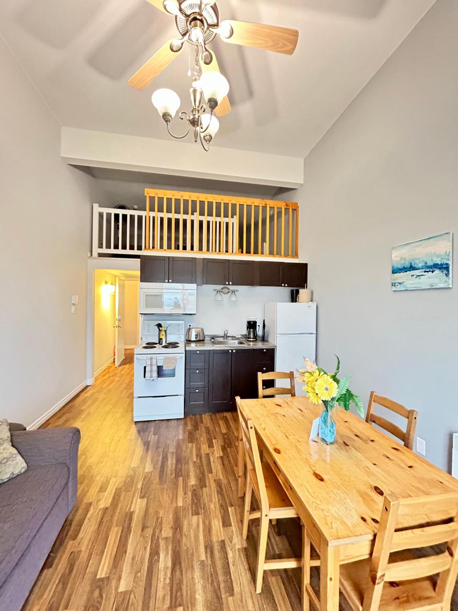 Lac Sainte-Marie Resort Lac Ste-Marie מראה חיצוני תמונה
